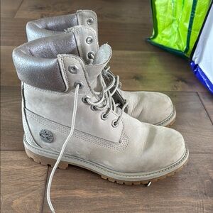 Timberland Light Gray Leather Boots